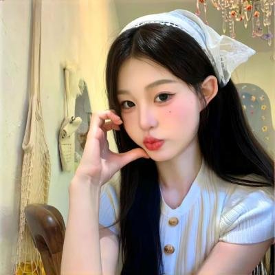 桃花含露又春风